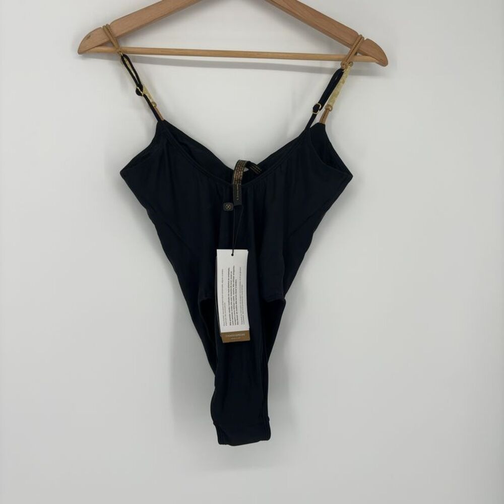 Vix One Piece Swimsuit - Picture 4 of 4